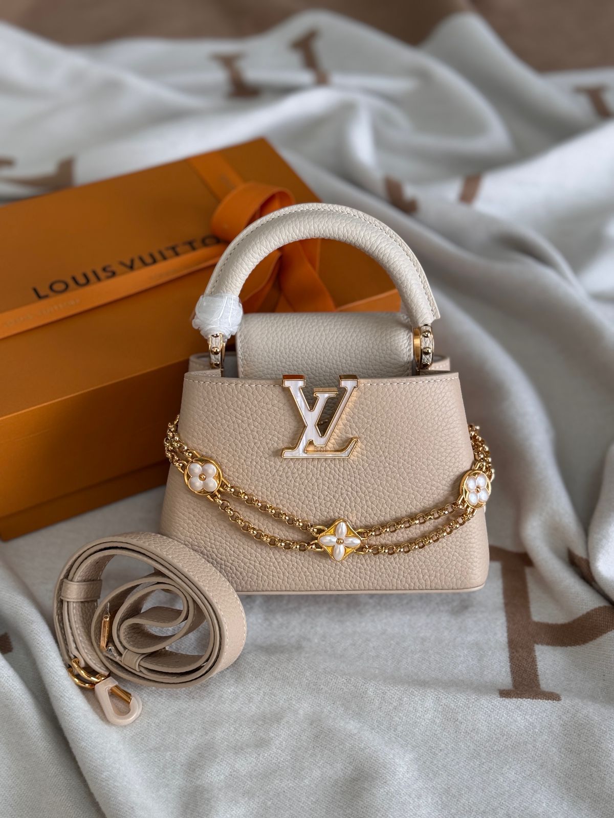 Mini Bucket Bag - Style 12