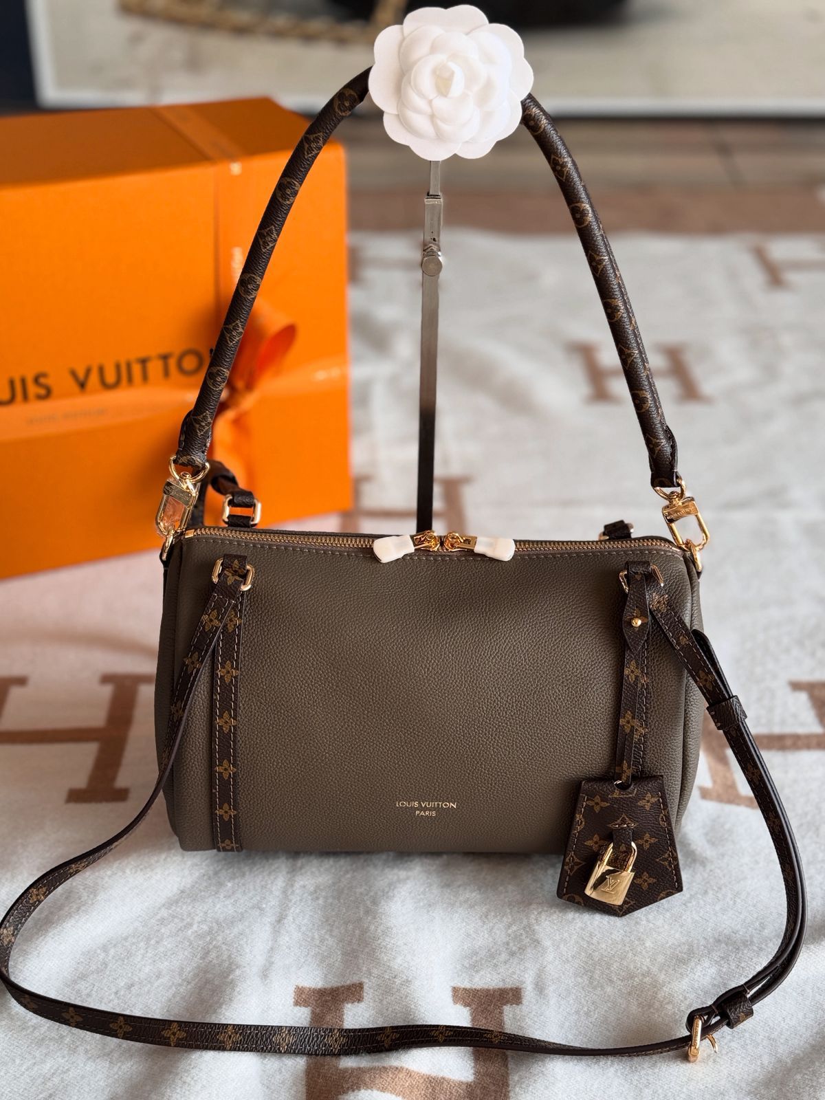 Crescent Moon Bag - Style 14