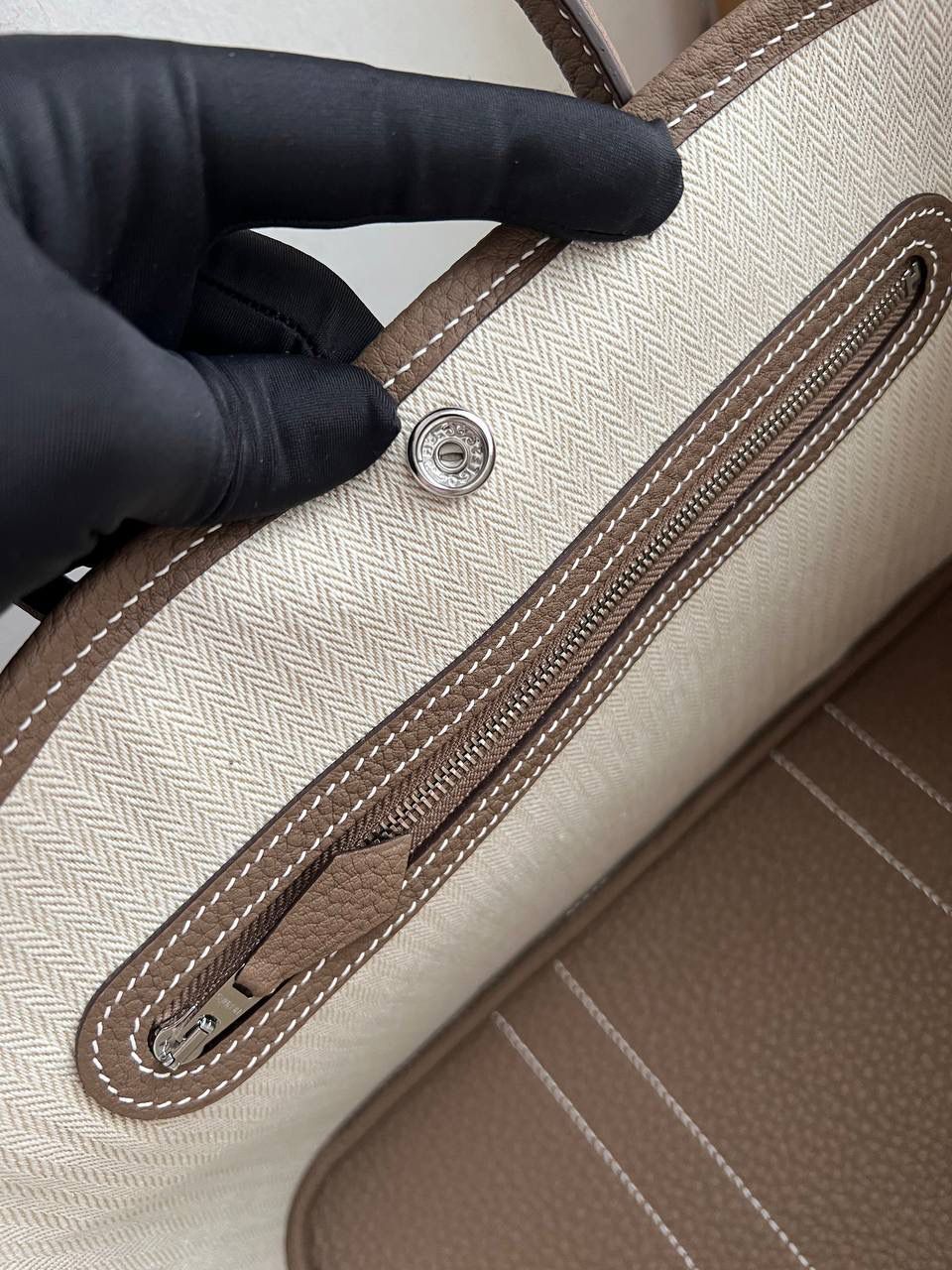 Elegant Chain Handbag - Style 25