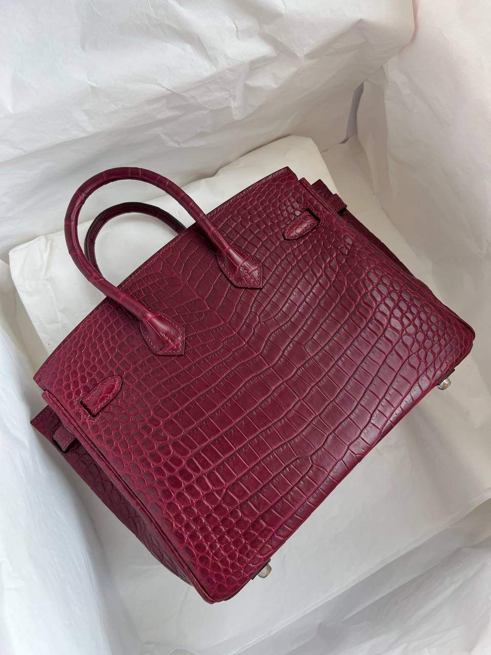 Elegant Chain Handbag - Style 30