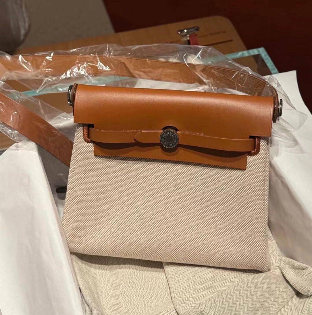 Luxury Designer Tote Bag - Style 32