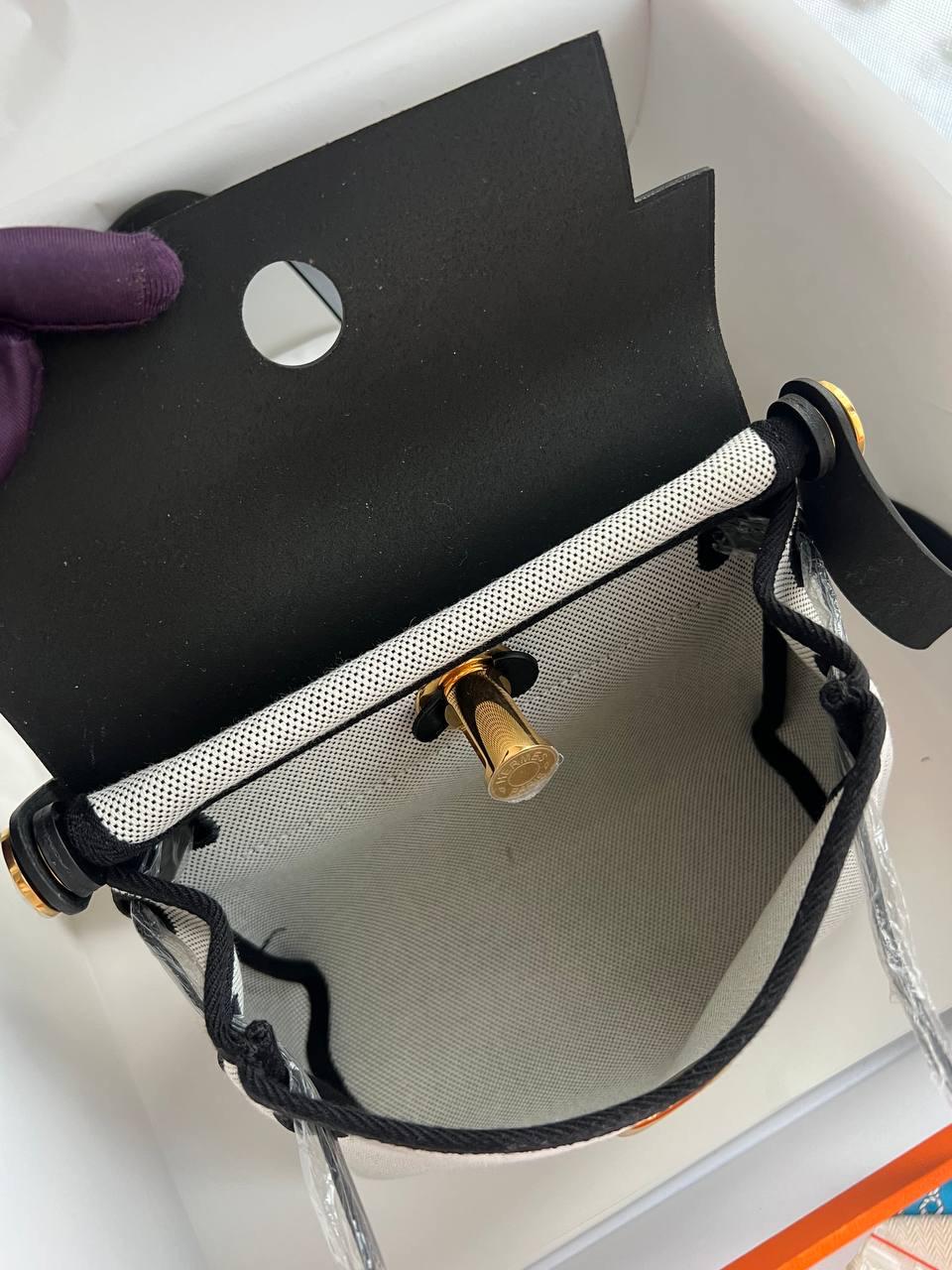 Crescent Moon Bag - Style 33