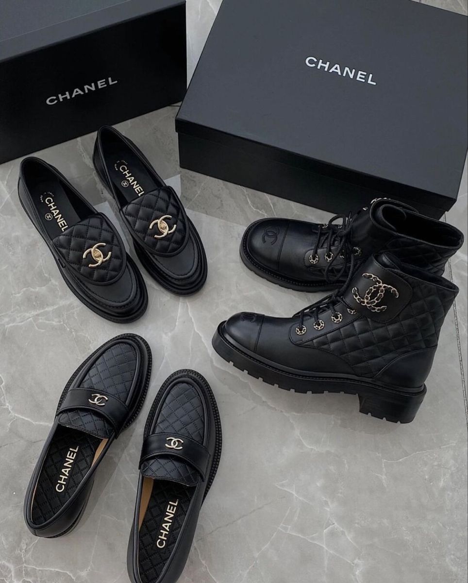 Elegant Button-Down Shirt - Style 3